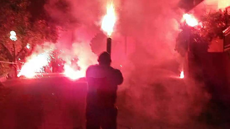 Αυτοσχέδια «μπαζούκας» μετά την Ανάσταση στο Ανδρώνι της Λήμνου