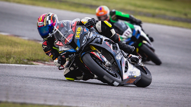 Εντυπωσιακή επιστροφή στους Αγώνες του Γιώργου Παρασκευά – Wolf Racing