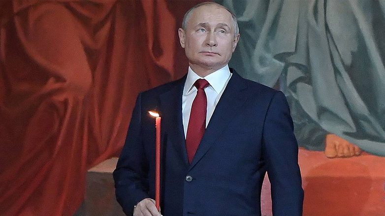 Ο Πούτιν παρακολούθησε τη λειτουργία της Ανάστασης μετά την κήρυξη κατάπαυσης του πυρός