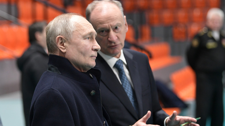 Σύμβουλος του Κρεμλίνου ζητά «να αποκατασταθεί η εμπιστοσύνη» μεταξύ Ρωσίας και ΗΠΑ