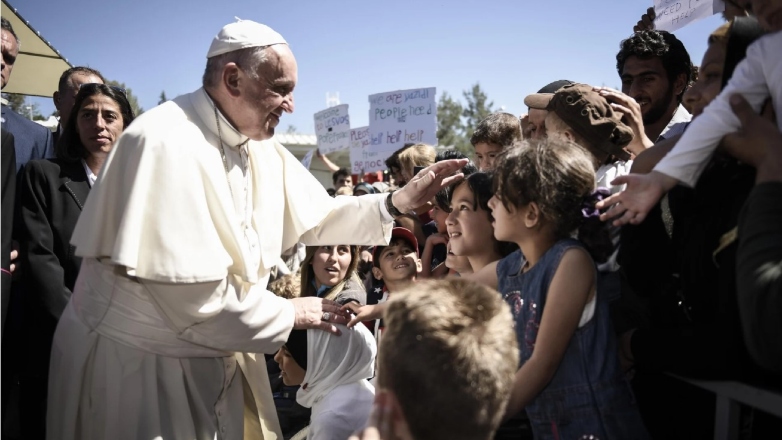 Βίντεο από την τελευταία επίσκεψη του πάπα Φραγκίσκου στην Ελλάδα
