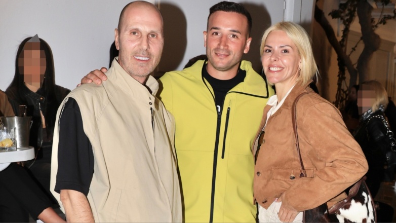 Έλενα Γαλύφα: Σπάνια δημόσια εμφάνιση με το σύζυγό της, Θοδωρή Μιχαλόπουλο – Είναι μαζί 22 χρόνια