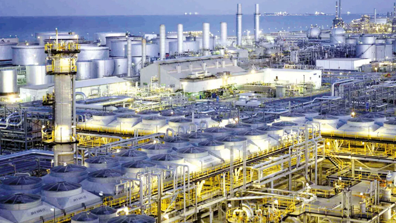 Συνεργασία πετρελαιοπαραγωγών με κατασκευαστές ηλεκτρικών οχημάτων ώστε όλοι να έχουν μέλλο