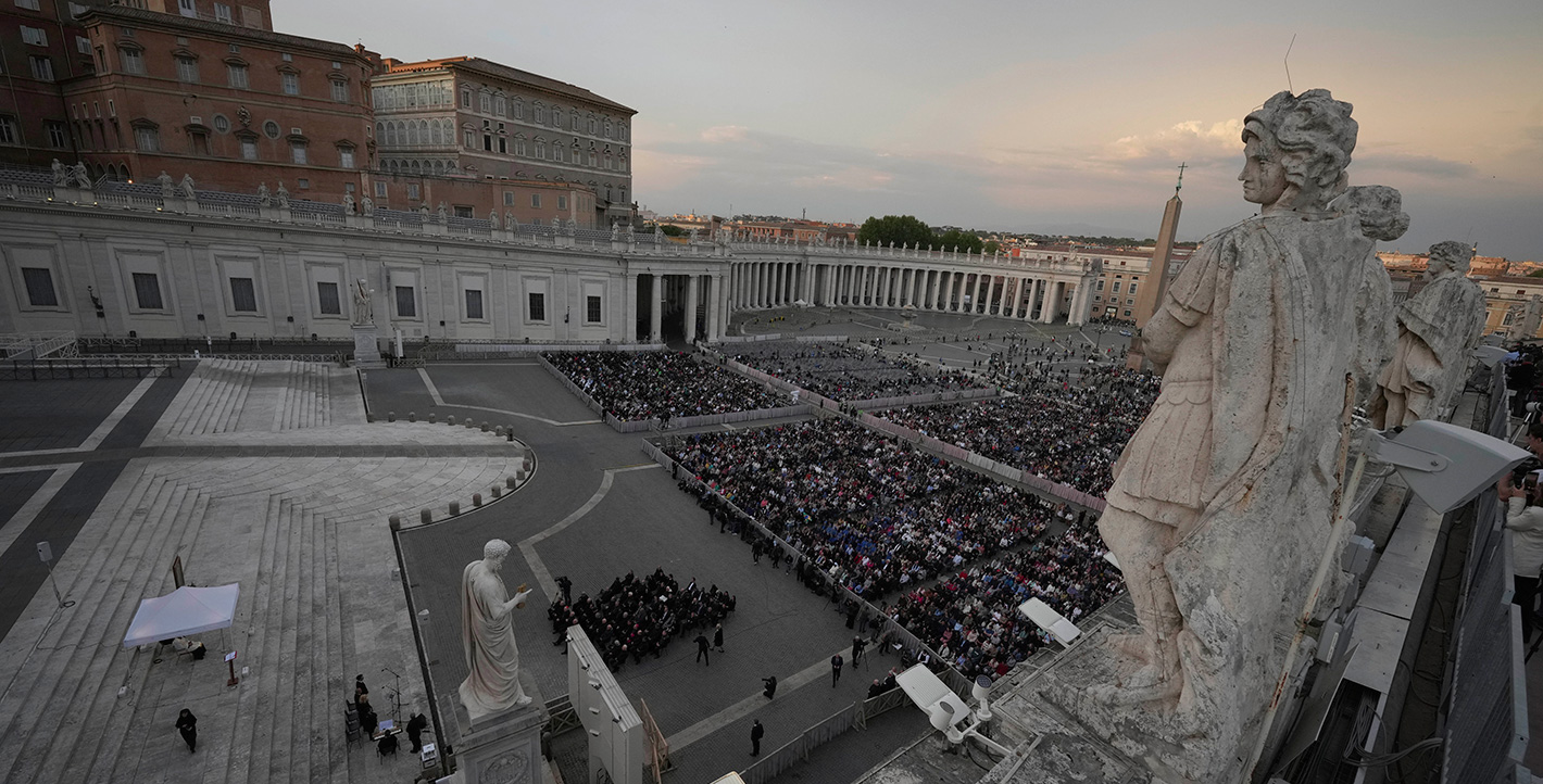Το Βατικανό θρηνεί για τον Πάπα Φραγκίσκο