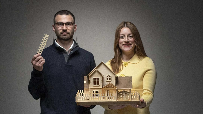 «Λαμπρά Παράσιτα» του Philip Ridley, σε σκηνοθεσία Θανάση Ραφτόπουλου, στον χώρο Πλύφα