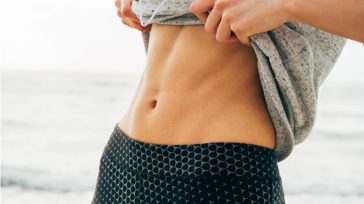 Τρία superfoods που θα σου χαρίσουν επίπεδη κοιλιά