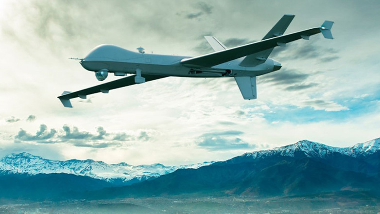 Παρουσιάστηκε κατασκοπευτικό drone που αν χρειαστεί… λιώνει αντίπαλα αεροσκάφη και πυραύλους στον αέρα