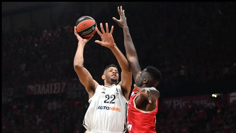 Ταβάρες: «Δεν ήμασταν προετοιμασμένοι, ήταν καλύτεροι από εμάς, η διαιτησία δεν έχει σημασία»