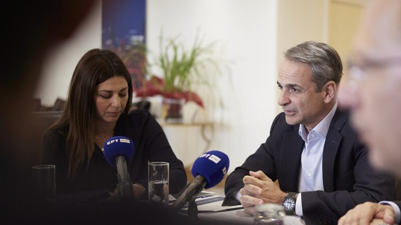 Μητσοτάκης: Eξετάζεται η μείωση της διδακτέας ύλης στα σχολεία