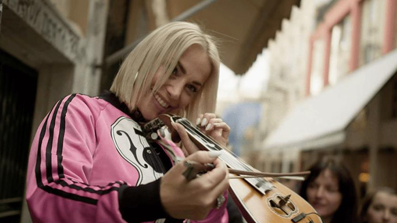 Η Γεωργία Νταγάκη live στο club του Μύλου στη Θεσσαλονίκη