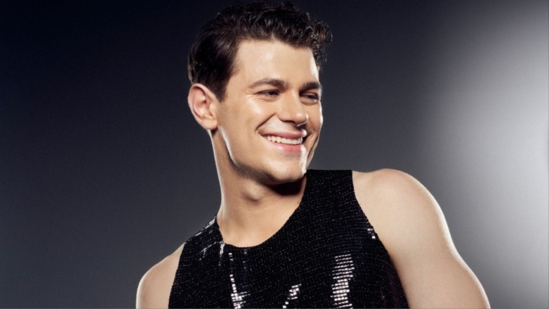 Theo Evan: Στο νοσοκομείο ο Ελληνοκύπριος τραγουδιστής – Τι συνέβη