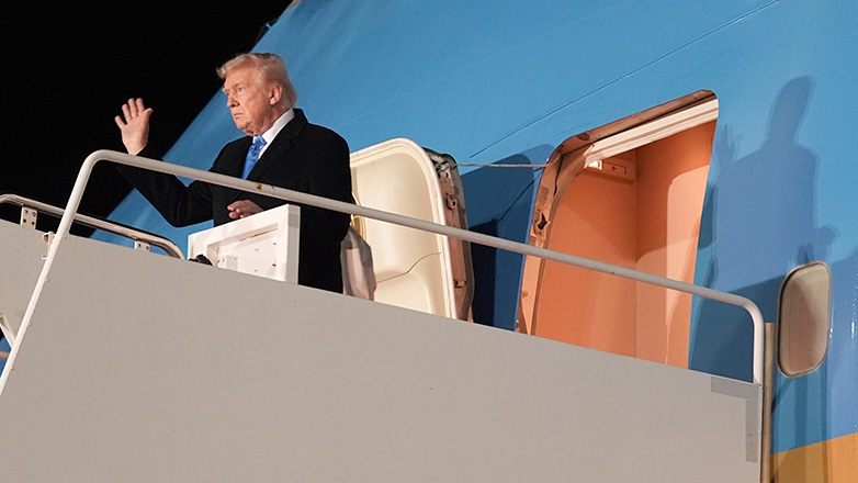 Ο Τραμπ έφτασε στη Ρώμη για την κηδεία του Πάπα