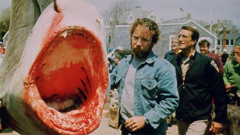 Τα Σαγόνια του Καρχαρία: 50 χρόνια από το αλληγορικό αριστούργημα του Σπίλμπεργκ