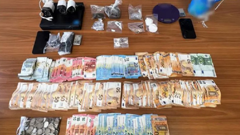 Πέντε συλλήψεις «παλιών γνώριμων» της ΕΛ.ΑΣ. για ναρκωτικά