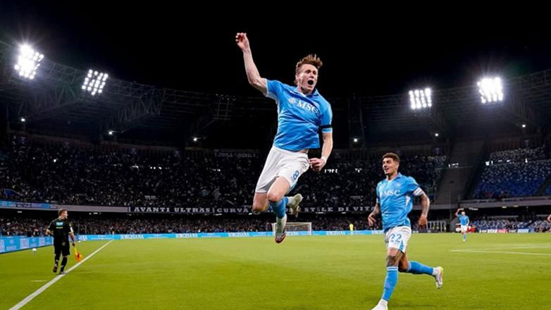 Ιταλία: Στην κορυφή η Νάπολι, 2-0 την Τορίνο