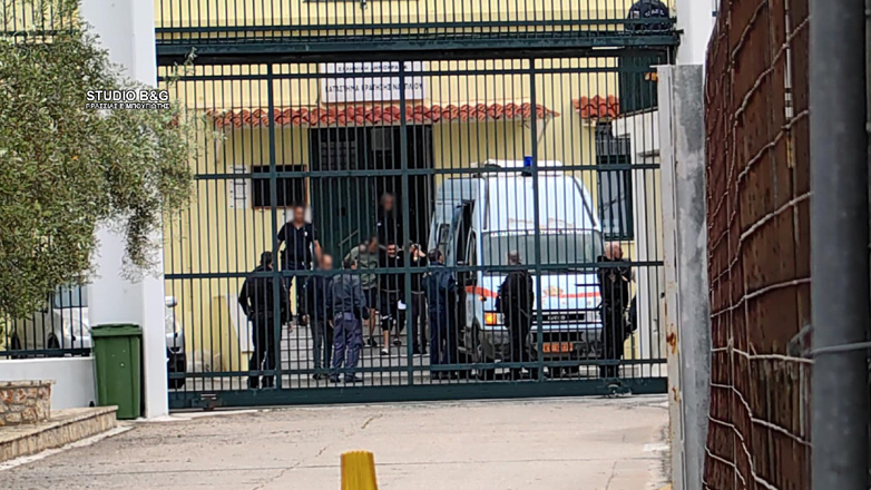 Αιματηρή συμπλοκή κρατουμένων στις φυλακές Ναυπλίου