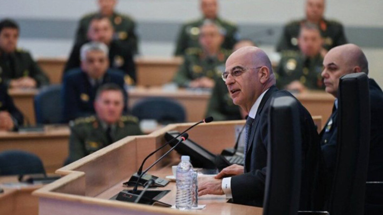 Στη Σχολή Εθνικής Άμυνας ο Νίκος Δένδιας