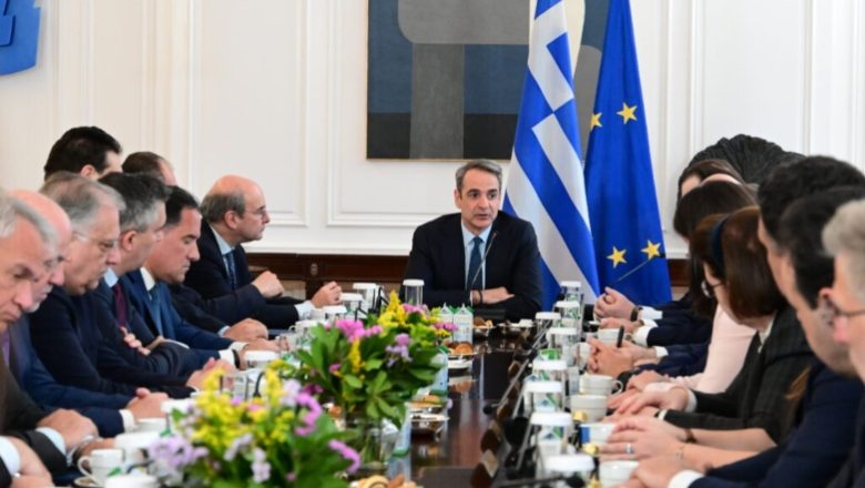 Ο γεωεντοπισμός στα τρένα επί τάπητος στο Υπουργικό Συμβούλιο Ο γεωεντοπισμός στα τρένα επί τάπητος στο Υπουργικό Συμβούλιο