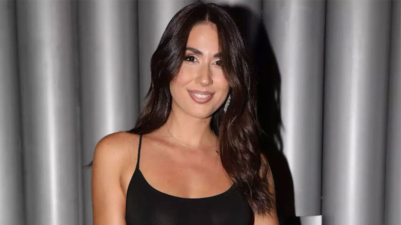 Έλενα Κρεμλίδου: Αναβολή στη δίκη της για τις γυμνές φωτογραφίες της – «Ο ίδιος δεν ήρθε καν να με αντιμετωπίσει κατάματα»