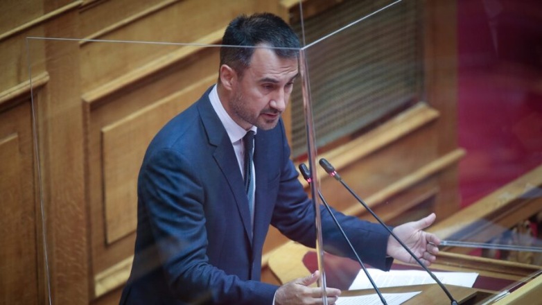 Νέα Αριστερά: Διαψεύδει τα περί παραίτησης του Αλέξη Χαρίτση