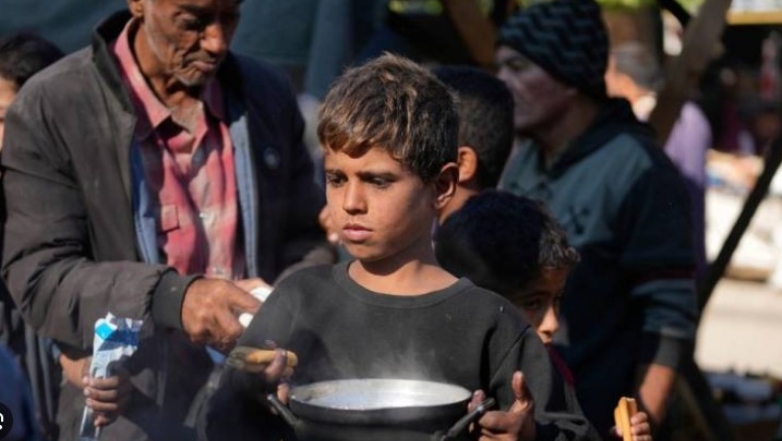 «Γενοκτονία σε απευθείας μετάδοση» λέει η Διεθνής Αμνηστία για τη Γάζα