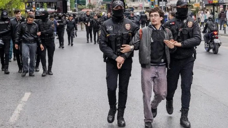 Πάνω από 400 συλλήψεις στον εορτασμό της Πρωτομαγιάς στην Κωνσταντινούπολη