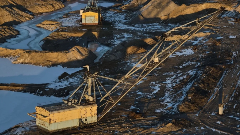 Ψηφοφορία στη Βουλή της Ουκρανίας για τη συμφωνία με τις ΗΠΑ για τα ορυκτά