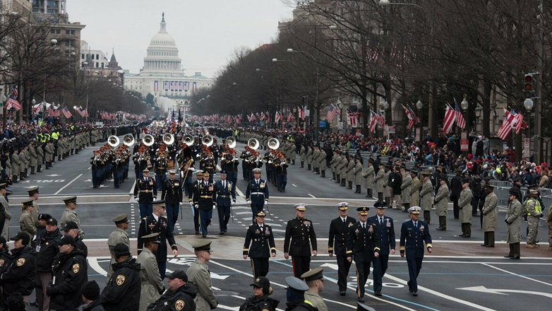 Σχεδιάζεται στρατιωτική παρέλαση για την ημέρα των γενεθλίων του Τραμπ