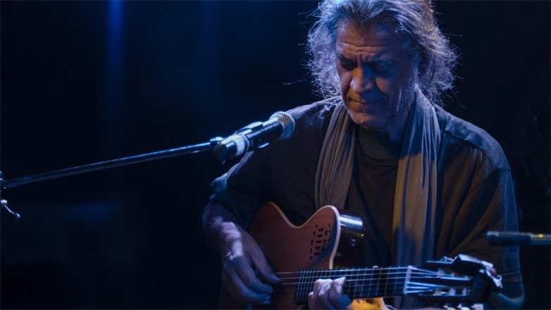 Βασίλης Ρακόπουλος: «Χορός των πυρσών» Ένα μουσικό οδοιπορικό από το Βυζάντιο στη σύγχρονη δημιουργία στο Μέγαρο Μουσικής