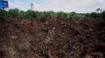 Τεράστιος κρατήρας στο Διεθνές Αεροδρόμιο του Τελ Αβίβ από τον πύραυλο των Χούθι