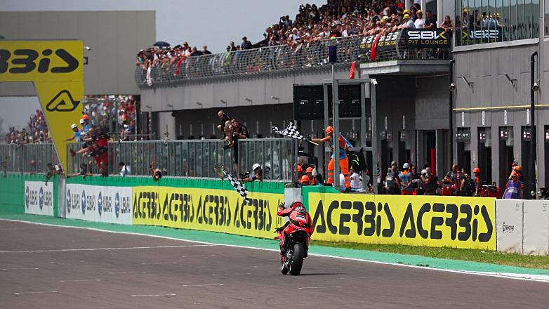 WorΙdSBK Cremona: Νίκες στη σειρά για τον Bulega