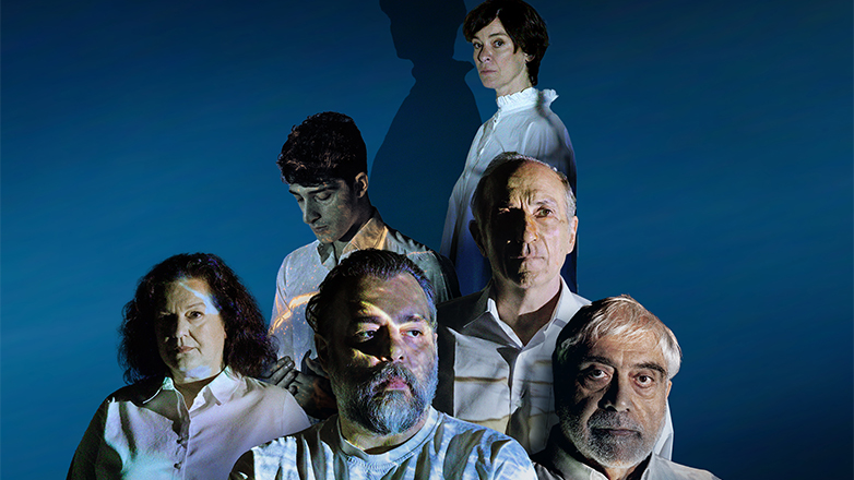 Πρώτες φωτογραφίες από την παράσταση «Ανδρομάχη» σε σκηνοθεσία Μαρίας Πρωτόπαππα