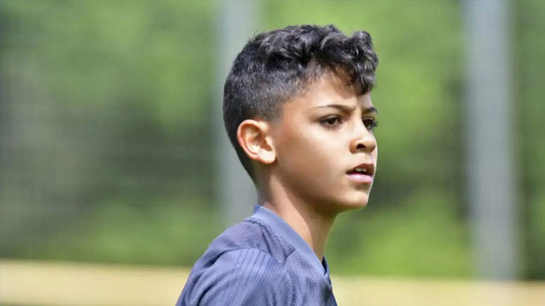 Ο γιος του Κριστιάνο Ρονάλντο κλήθηκε στην εθνική U15 και θα αντιμετωπίσει την Ελλάδα