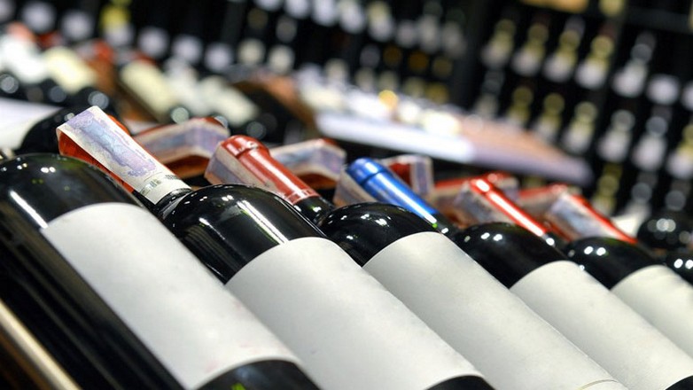 Σταθερά ανοδικά οι εξαγωγές ελληνικών αλκοολούχων ποτών και το 2024