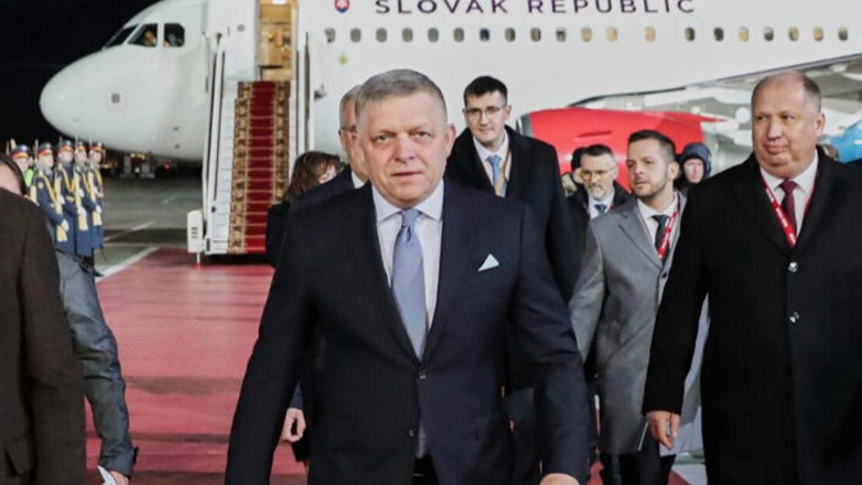 Η Γαλλία επέκρινε την παρουσία του Σλοβάκου πρωθυπουργού στη Μόσχα