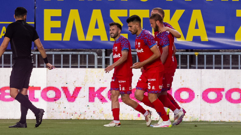 «Κλείδωσε» παραμονή ο Βόλος, 3-0 τον Παναιτωλικό