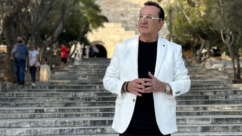 Λευτέρης Πανταζής: Αυτή είναι η 30χρονη καλλονή σύντροφος του τραγουδιστή – Η πρώτη κοινή φωτογραφία τους