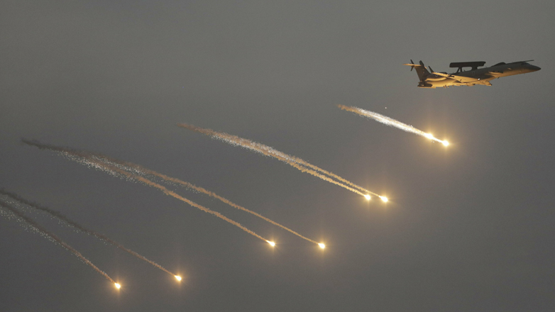 Κλιμακώνεται η αντιπαράθεση Πακιστάν – Ινδίας με εκατέρωθεν ανταποδοτικά κτυπήματα