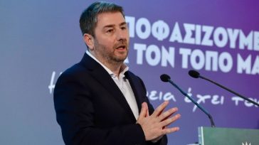 Ανδρουλάκης: Χωρίς πολιτική αλλαγή η χώρα δεν θα σηκώσει κεφάλι