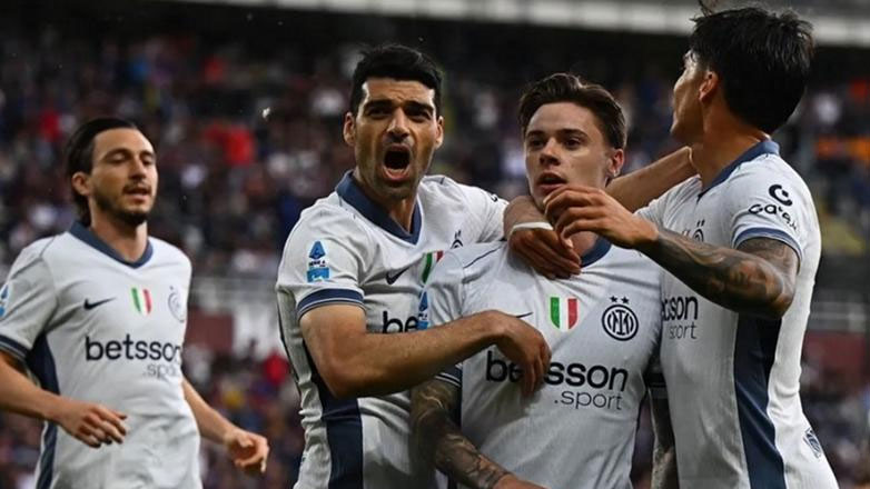 Ιταλία: «Χόρευαν» στη βροχή τα… δεύτερα της Ίντερ, 2-0 την Τορίνο