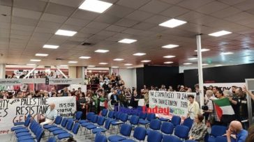 Θεσσαλονίκη: Διαδηλωτές εισέβαλαν σε εκδήλωση της πρεσβείας του Ισραήλ