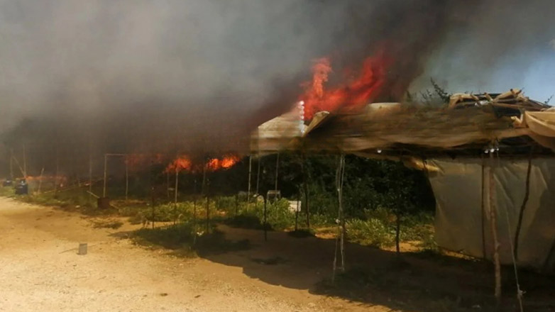 Πυρκαγιά στη Ν. Μανωλάδα – Βίντεο με τη στιγμή της έκρηξης