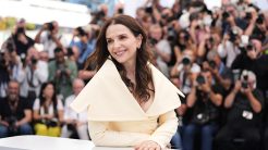 Φεστιβάλ των Καννών: Η Ζιλιέτ Μπινός αποτίει φόρο τιμής στην Παλαιστίνια φωτορεπόρτερ Φάτιμα Χασούνα που σκοτώθηκε στη Γάζα
