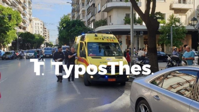 Θεσσαλονίκη: Νεαρή γυναίκα βρέθηκε βαριά τραυματισμένη σε πεζοδρόμιο