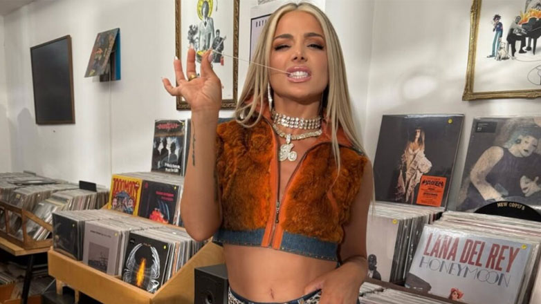 Josephine: «Καταπέλτης» η τραγουδίστρια για την Eurovision 2025 – «Είμαι εγώ σε άλλη εποχή ή αυτοί εκεί πέρα;»