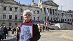 Ουρουγουάη: Πλήθος κόσμου αποχαιρετά τον πρώην πρόεδρο Μουχίκα