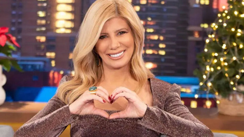 Ζήνα Κουτσελίνη: «Είμαι η Ζήνα που αγαπάτε!» – Η παρουσιάστρια άλλαξε το χρώμα των μαλλιών της