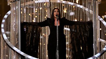 Eurovision 2025 – Ισραήλ: Καταχειροκροτήθηκε η Yuval Raphael σε ένα εντυπωσιακό σκηνικό