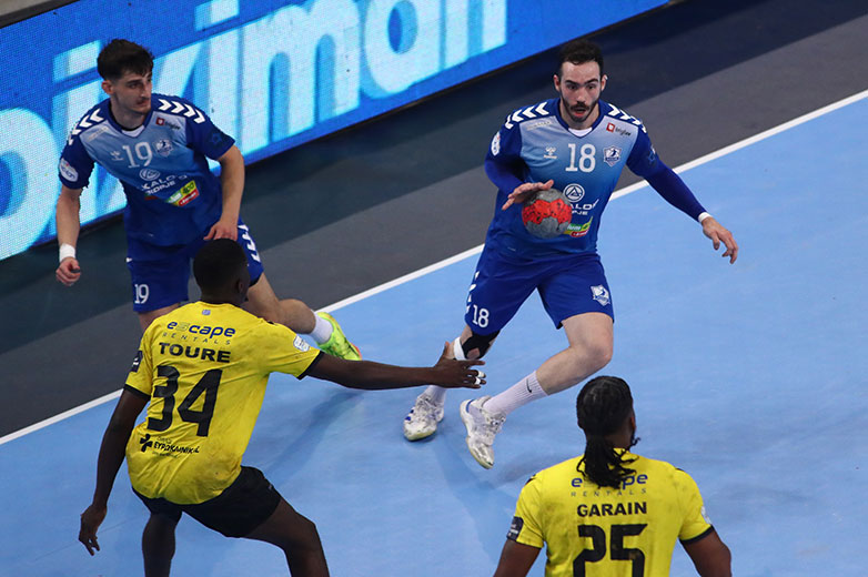 Χάντμπολ-European Cup ανδρών: Ήττα της ΑΕΚ από την Αλκαλόιντ