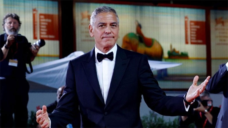 Ζωντανά από το CNN η παράσταση του Τζορτζ Κλούνεϊ στο Μπρόντγουεϊ